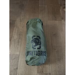 OneTigris Ultralight Bushcraft Shelter Green - No Stakes - Pre-owned